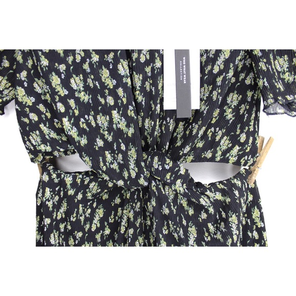 Who What Wear Plisse Collection NWT Drew Cutout Twist MIDI Dress Daisy Floral M - Picture 8 of 16